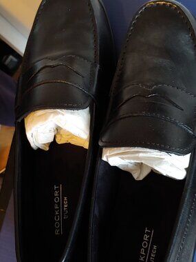 ROCKPORT, SIZE 11 BLACK COLOR